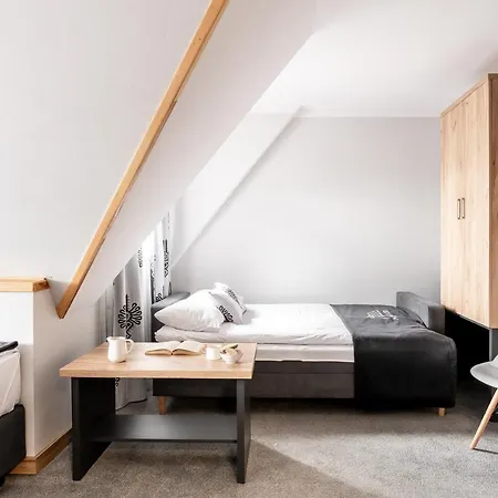 Nowe Izby 4*