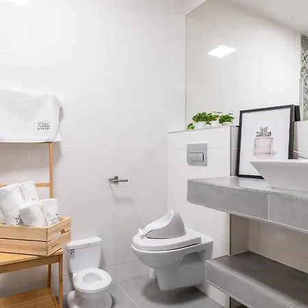 Semesteranläggning (resort) Nowe Izby 4*
