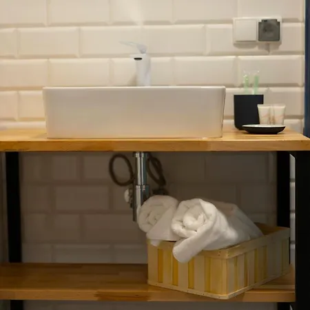 Ośrodek wypoczynkowy Nowe Izby 4*