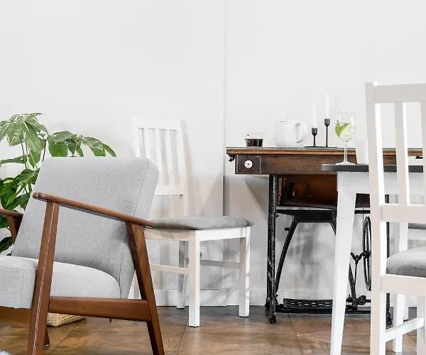 Nowe Izby Шафляры